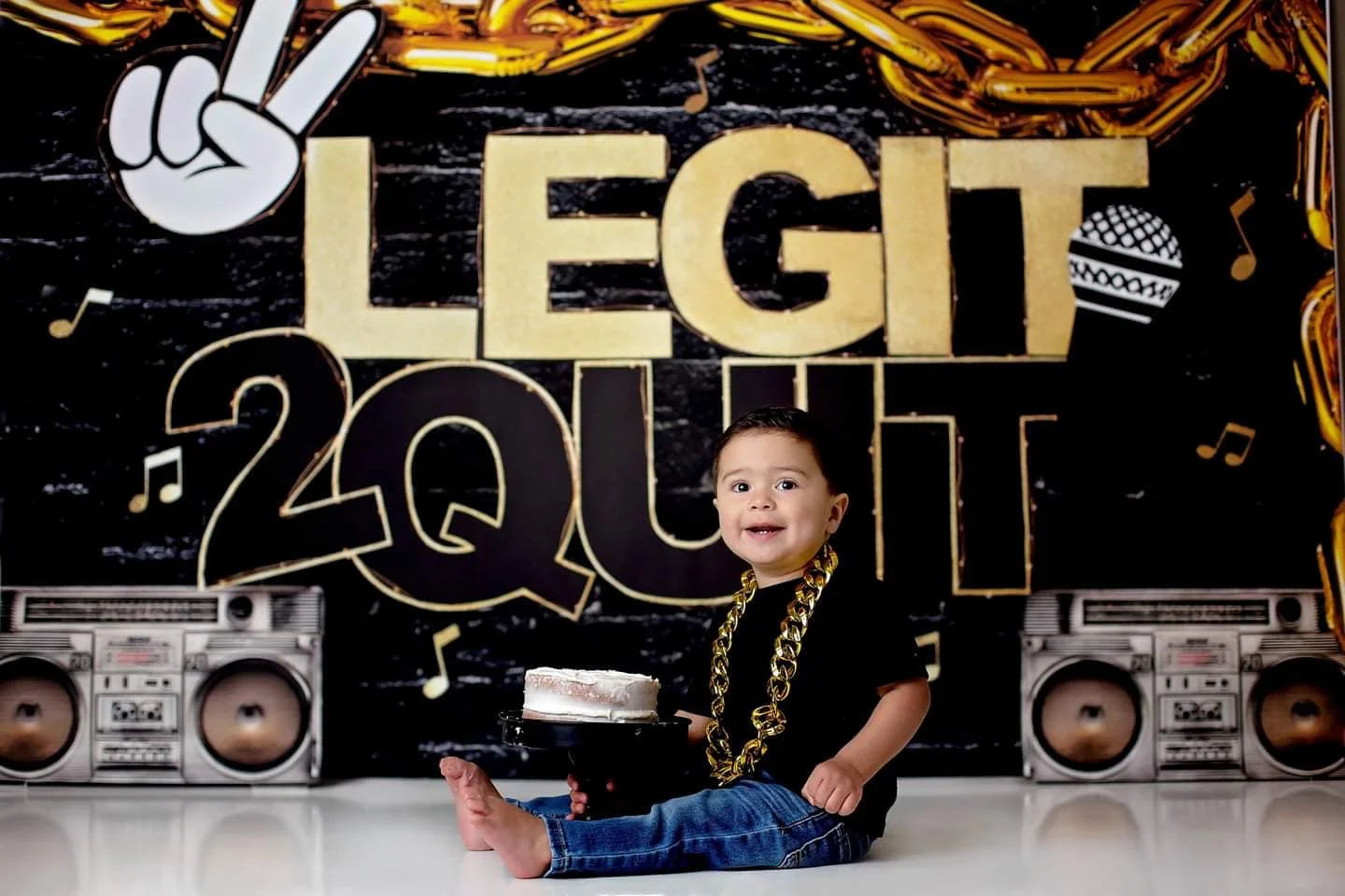 2 Legit 2 Quit Backdrops Gold Chain Retro Radio Kids Baby Cake Smash Photography Props Girls Adult Birthday Studio Backgrounds